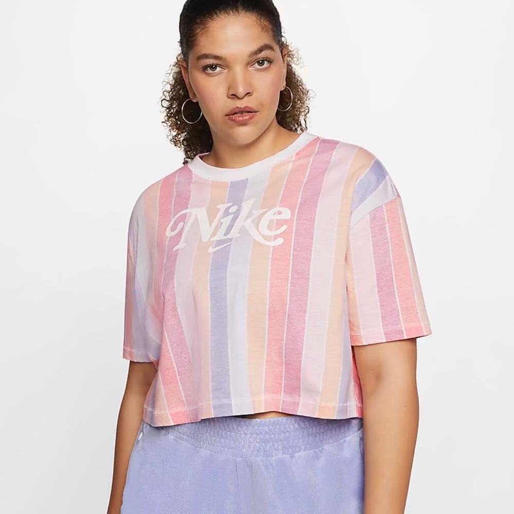 Nike Crop Shirt